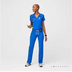 Royal blue figs scrub set